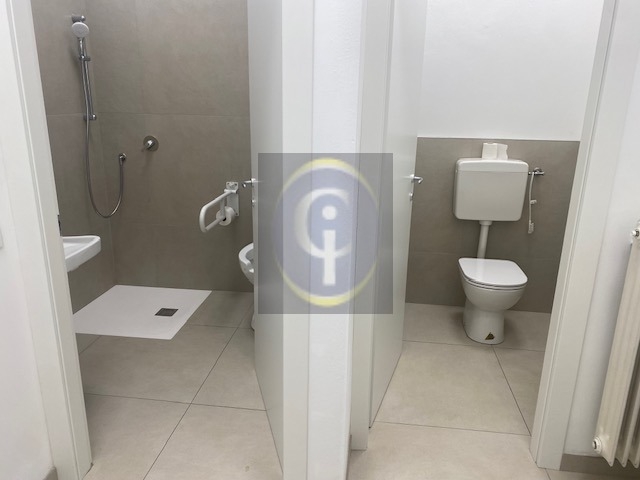 Negozio classe A4 a Brescia