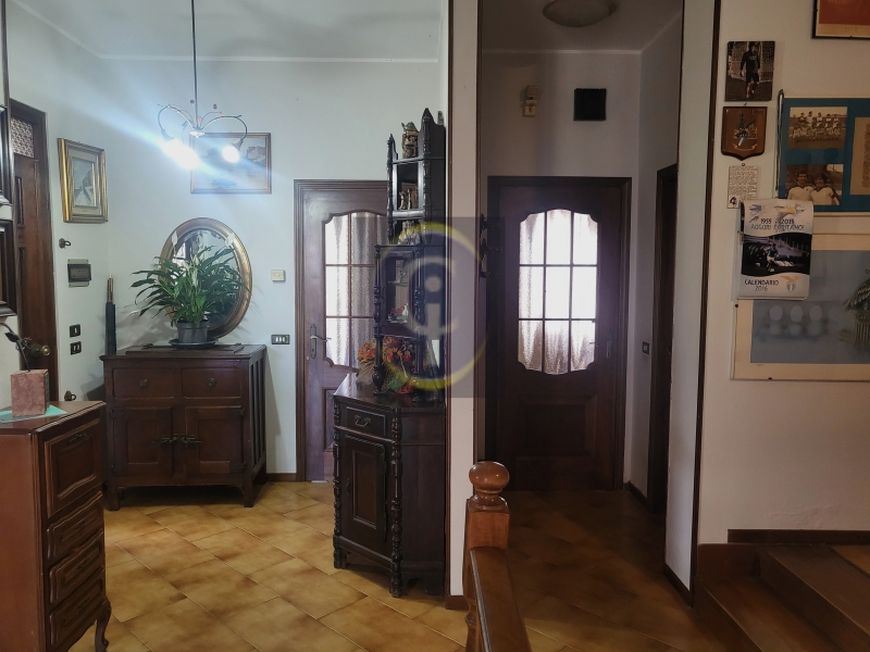 Villa con giardino a Prevalle