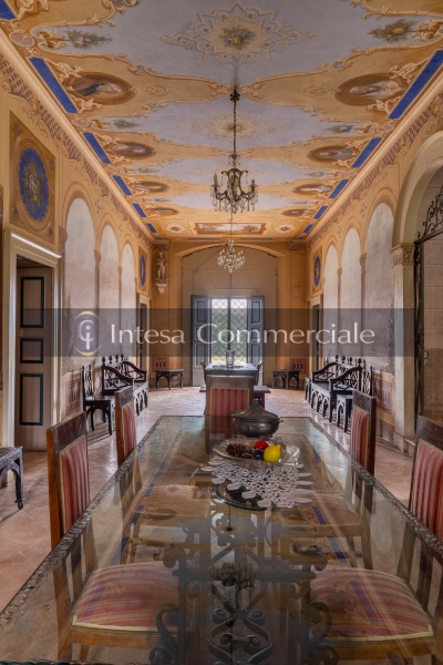 Stabile/Palazzo con giardino a Verolanuova