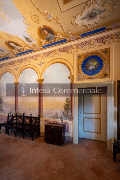 Stabile/Palazzo con giardino a Verolanuova