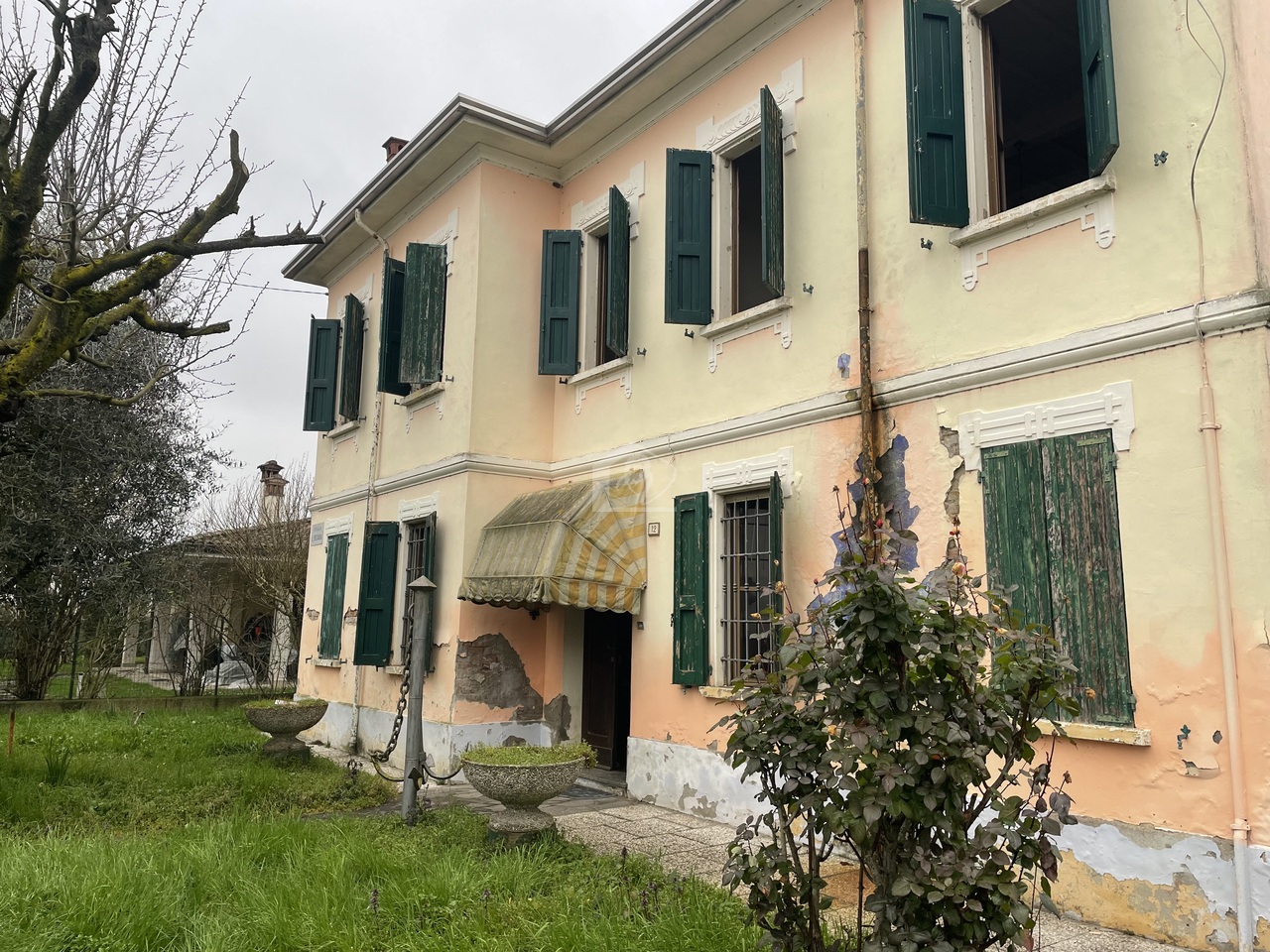 Casa indipendente con giardino a Suzzara