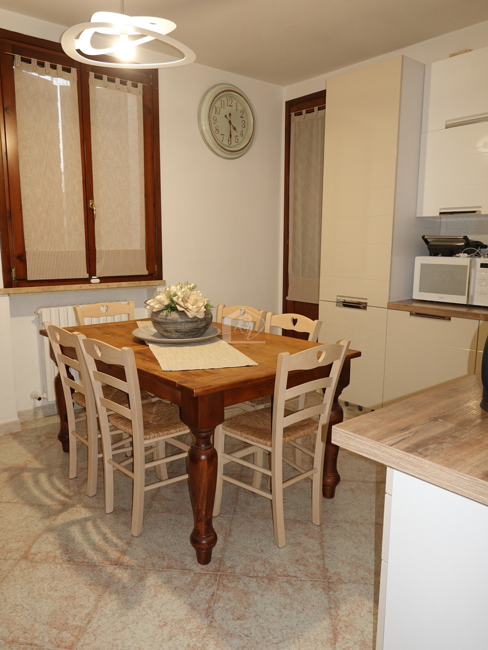 Villa con giardino a Suzzara