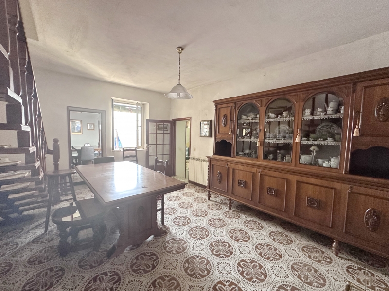 Trilocale con terrazzo a Gavorrano