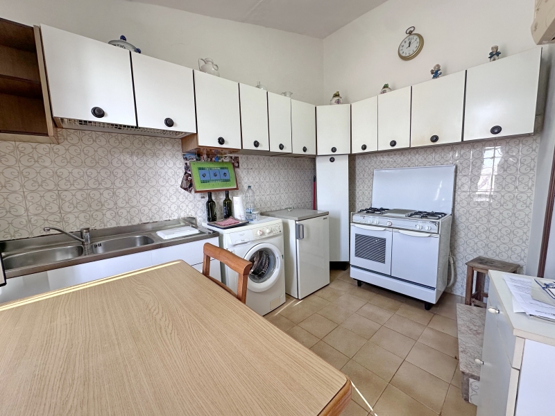 Trilocale con terrazzo a Gavorrano