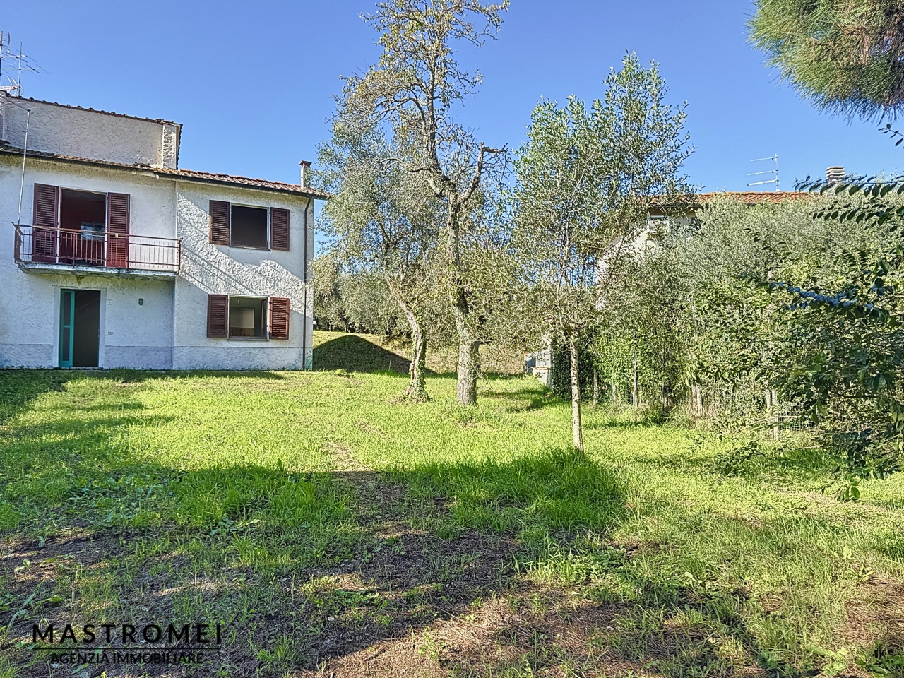 Casa indipendente con giardino a Montecarlo