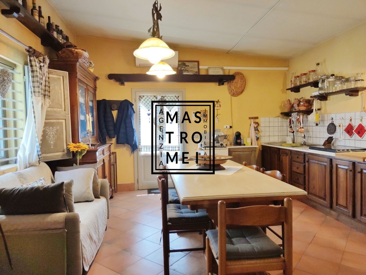 Rustico con giardino in via ponticelli, Castelfranco di Sotto