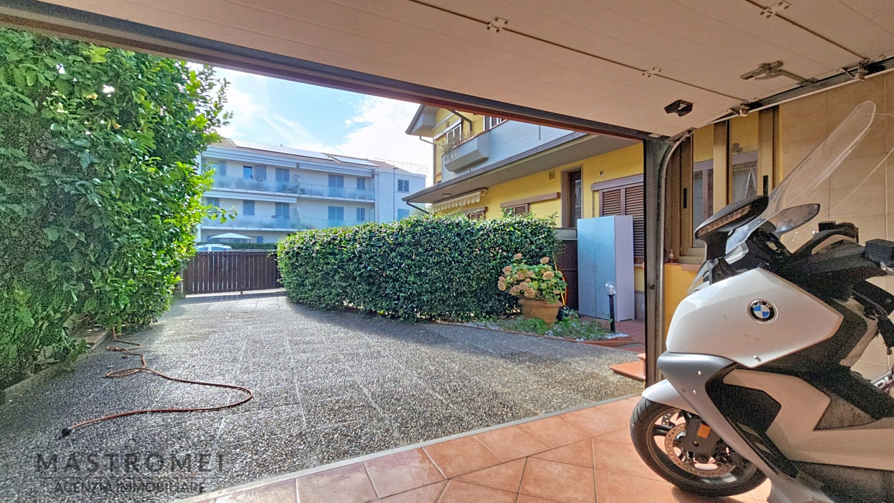 Casa indipendente con giardino in via bartolina, Monsummano Terme