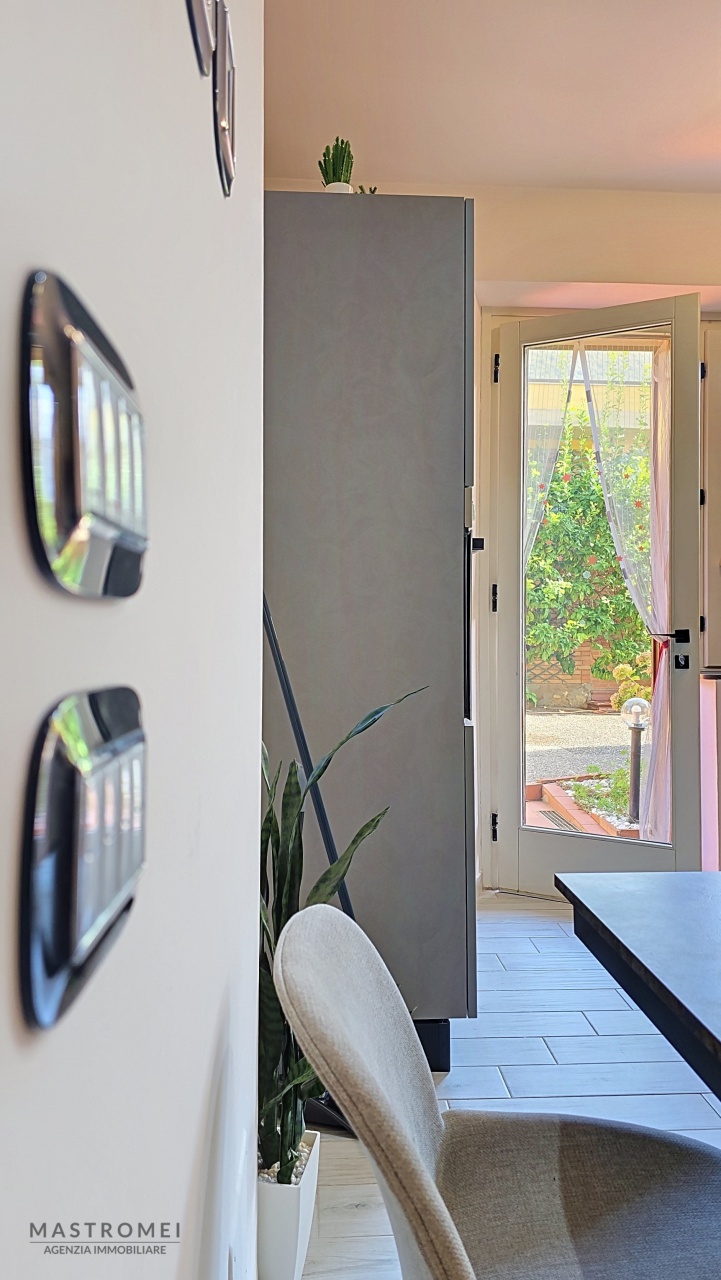 Casa indipendente con giardino in via bartolina, Monsummano Terme