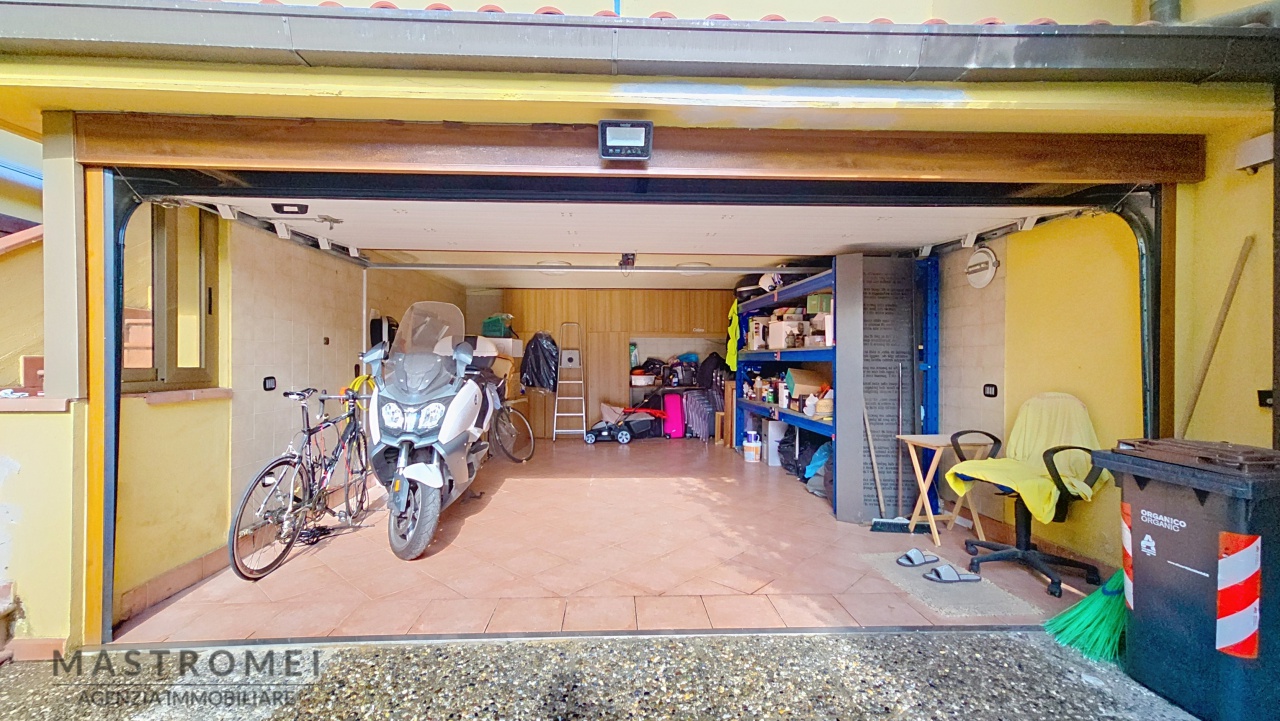 Casa indipendente con giardino in via bartolina, Monsummano Terme