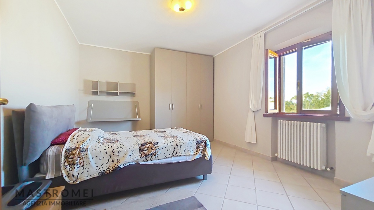 Casa indipendente con giardino in via romana lucchese, Fucecchio