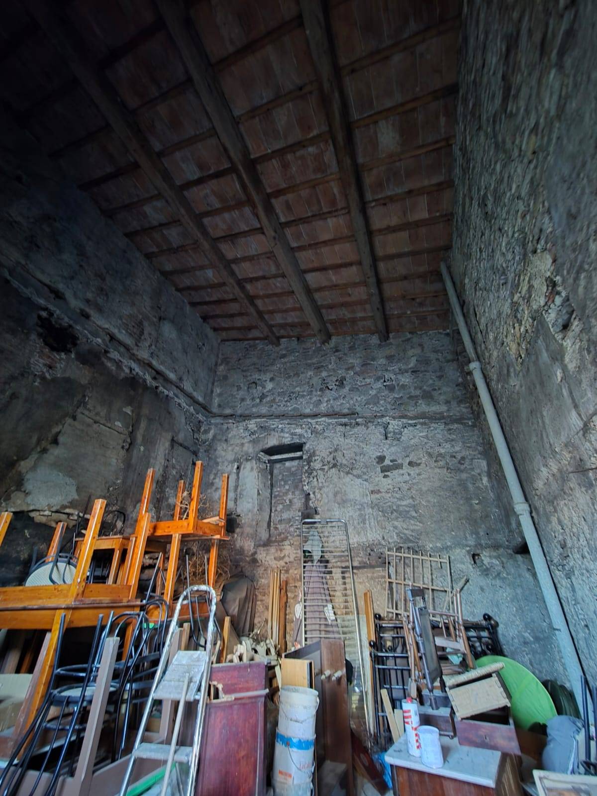 Magazzino in vendita a Calenzano, Croci di Calenzano