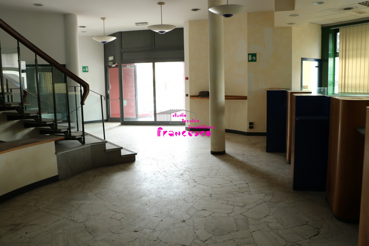 Studio/Ufficio in vendita a Empoli, Cortenuova