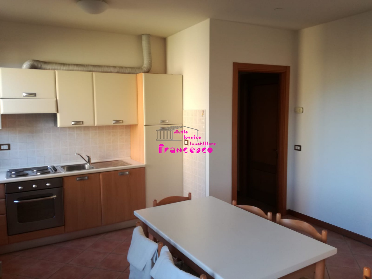 Appartamento in affitto a Calenzano, Settimello