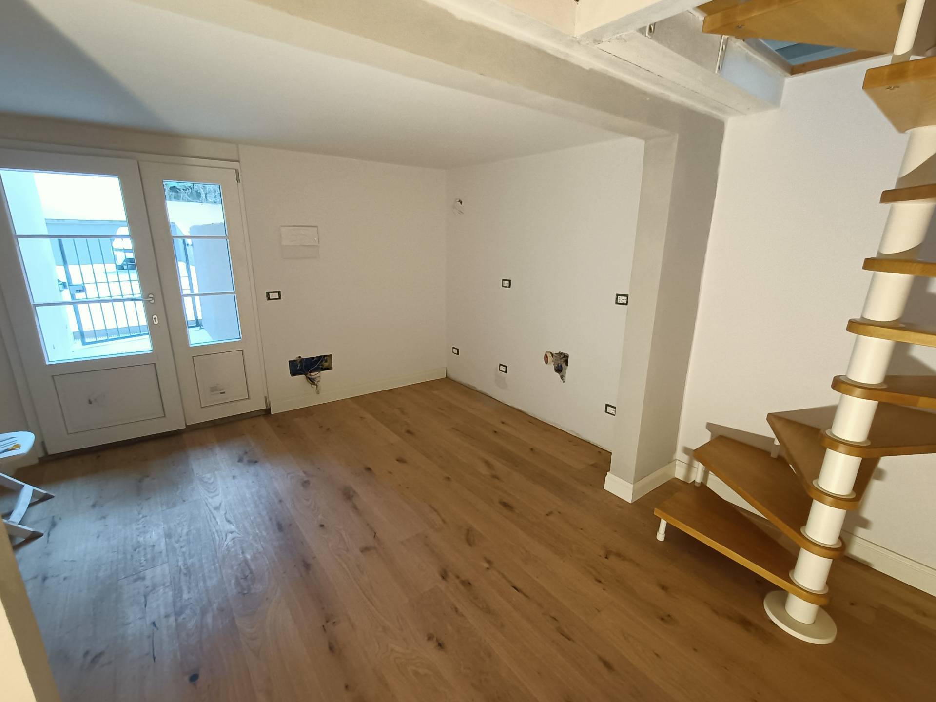 Magazzino in vendita a Firenze, San Iacopino