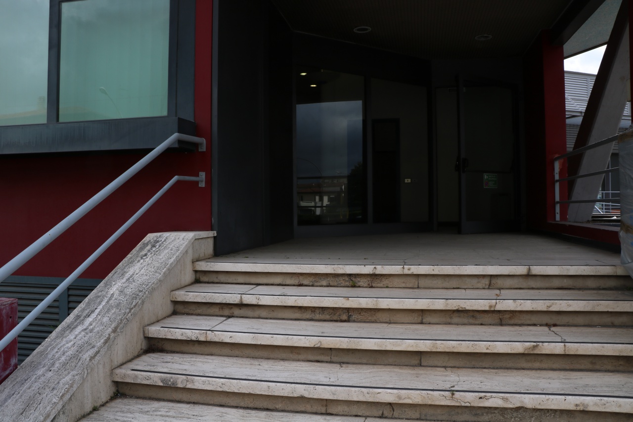 Studio/Ufficio in affitto a Empoli, Cortenuova