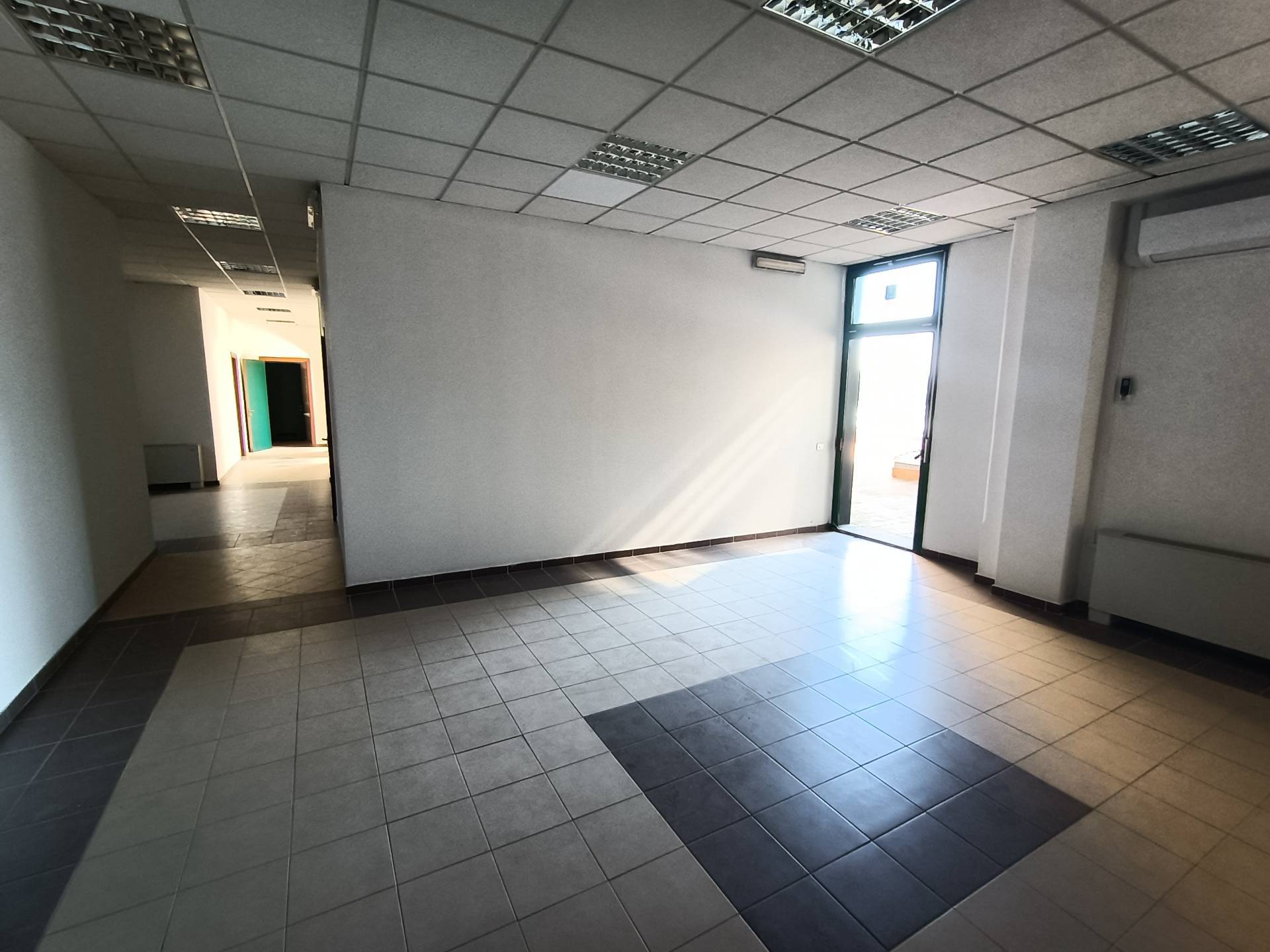 Studio/Ufficio in affitto a Empoli, Cortenuova