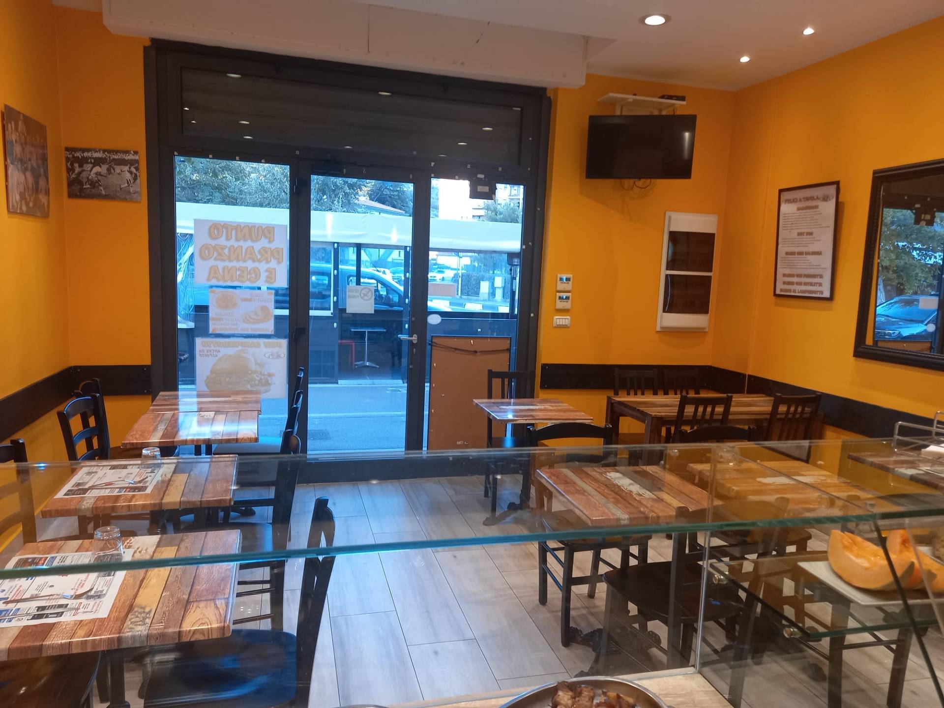 Attivit commerciale in vendita a Sesto Fiorentino