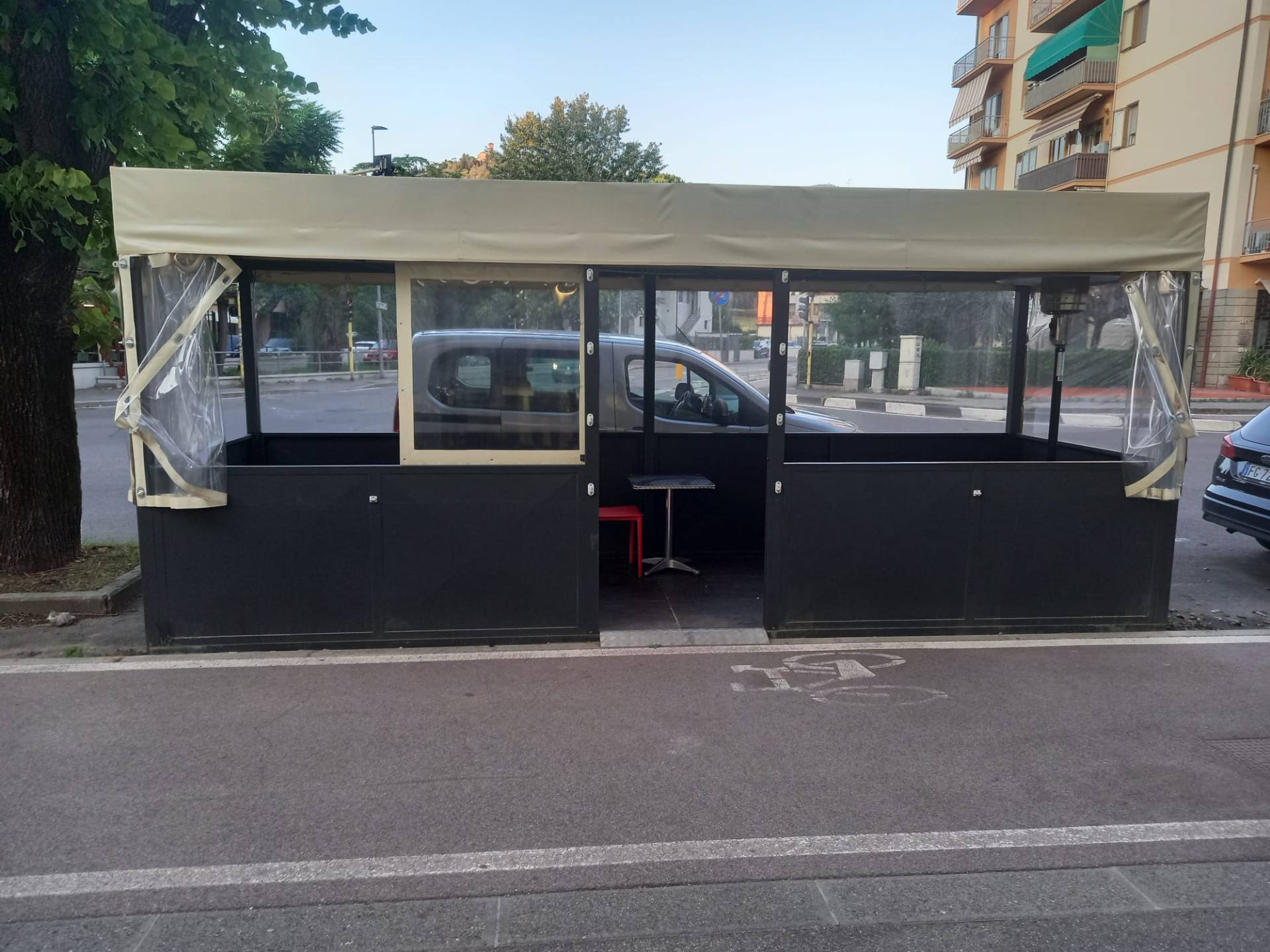 Attivit commerciale in vendita a Sesto Fiorentino