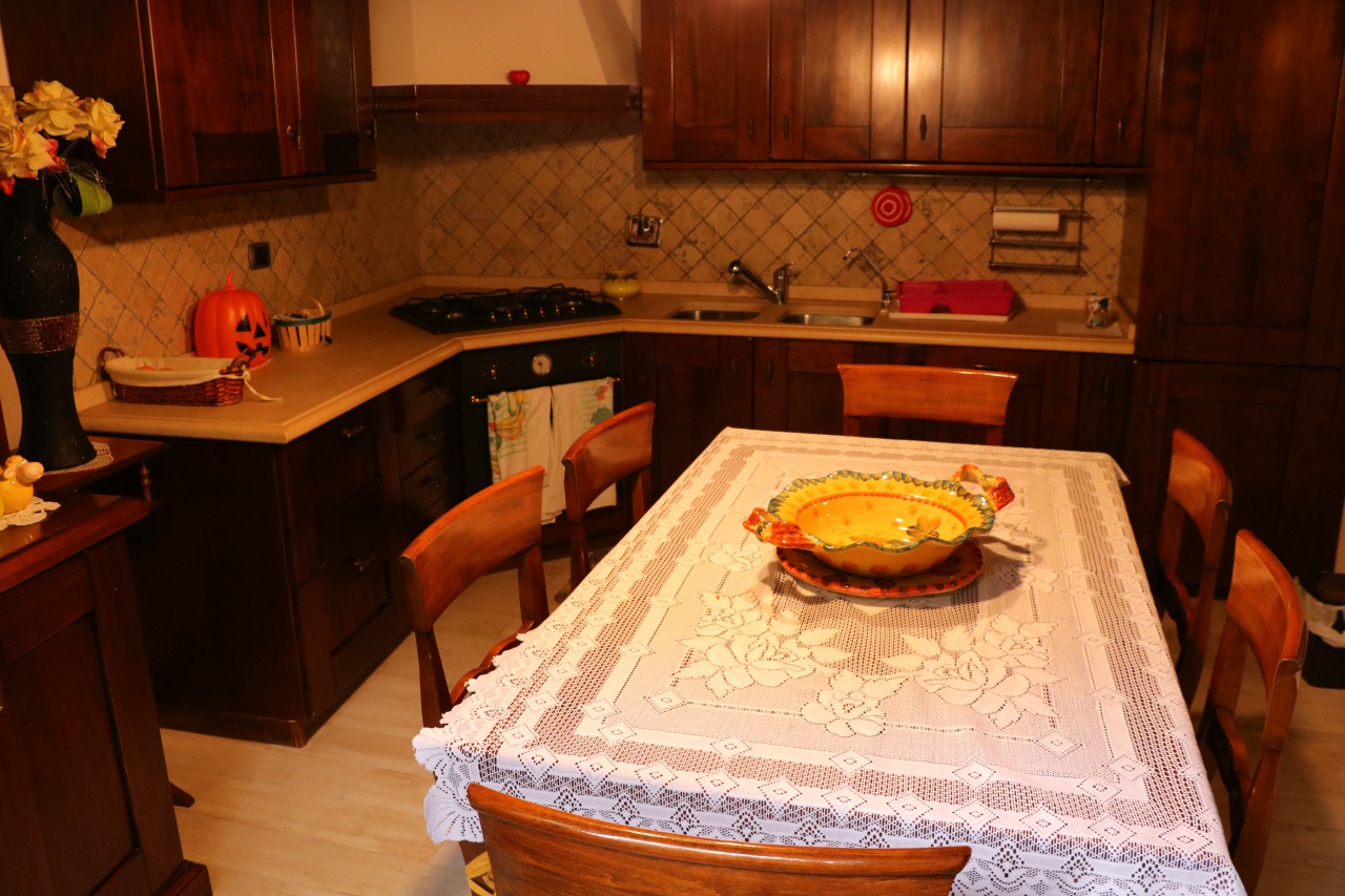 Stabile/Palazzo in vendita a Lastra a Signa, Ginestra Fiorentina