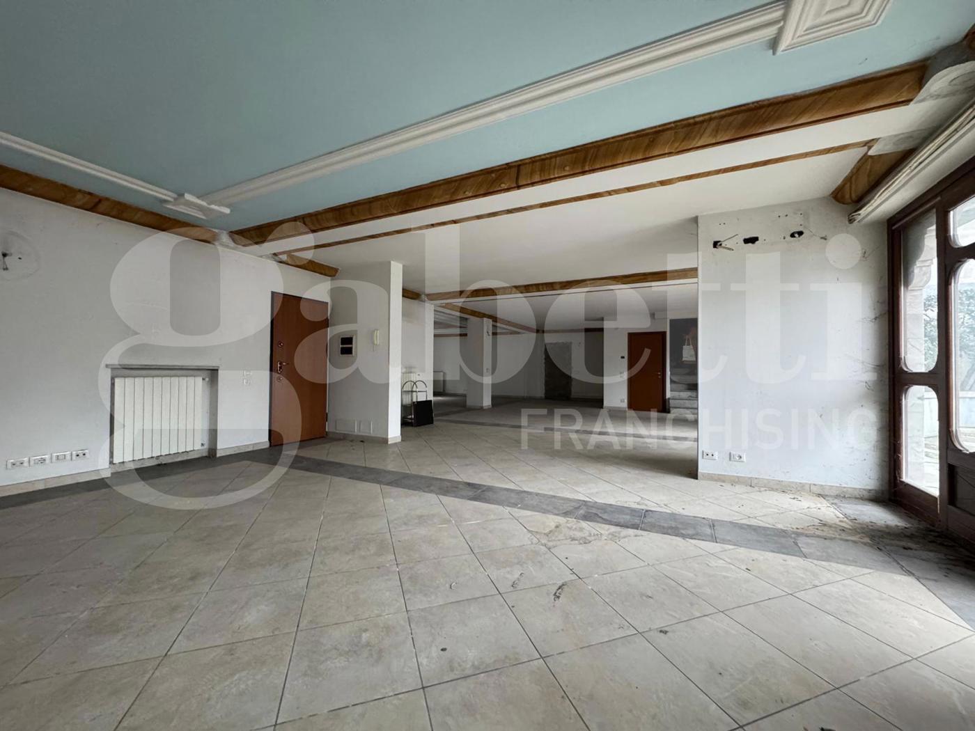 Ufficio in vendita a Urgnano