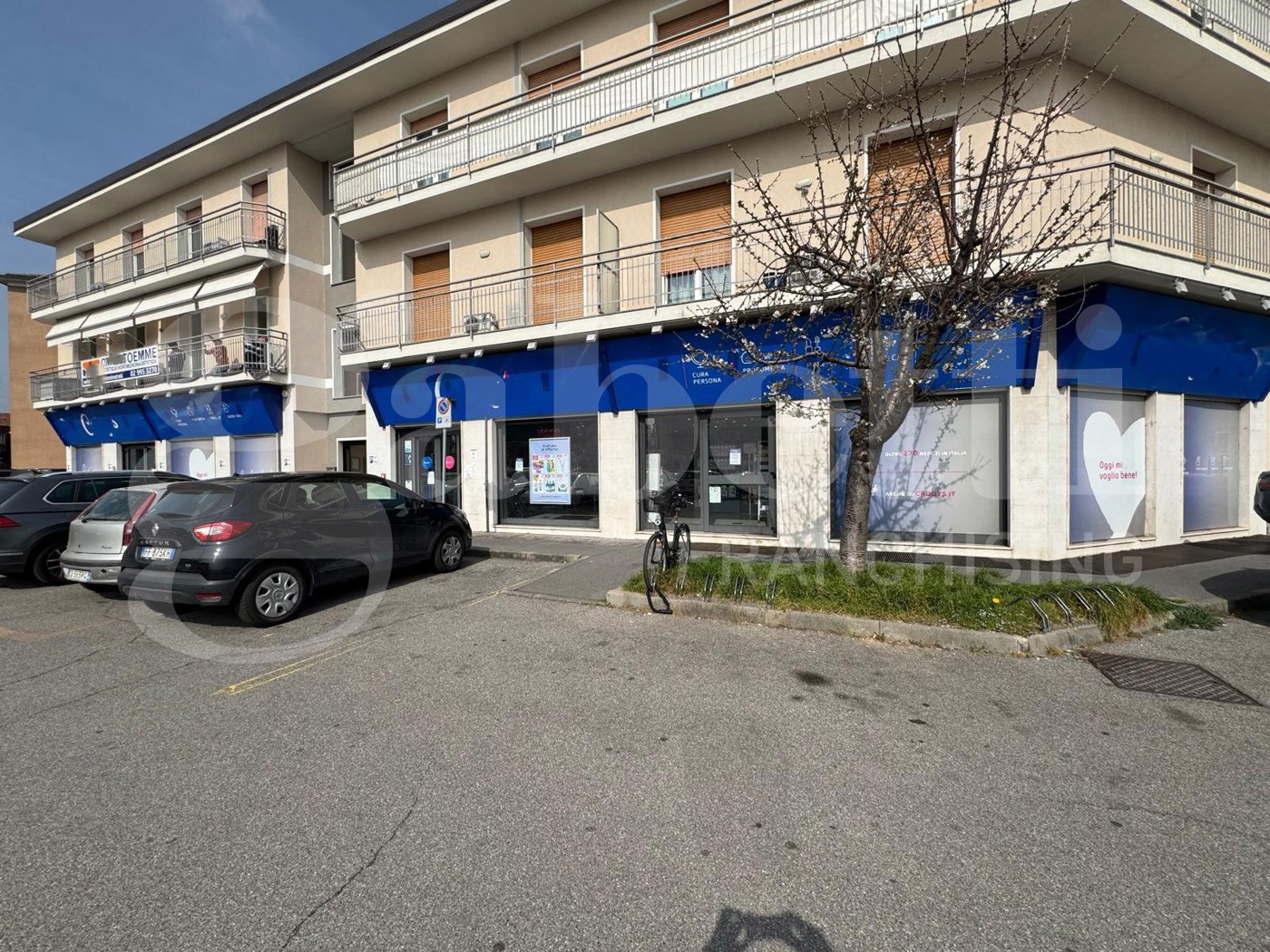 Negozio in affitto a Garbagnate Milanese