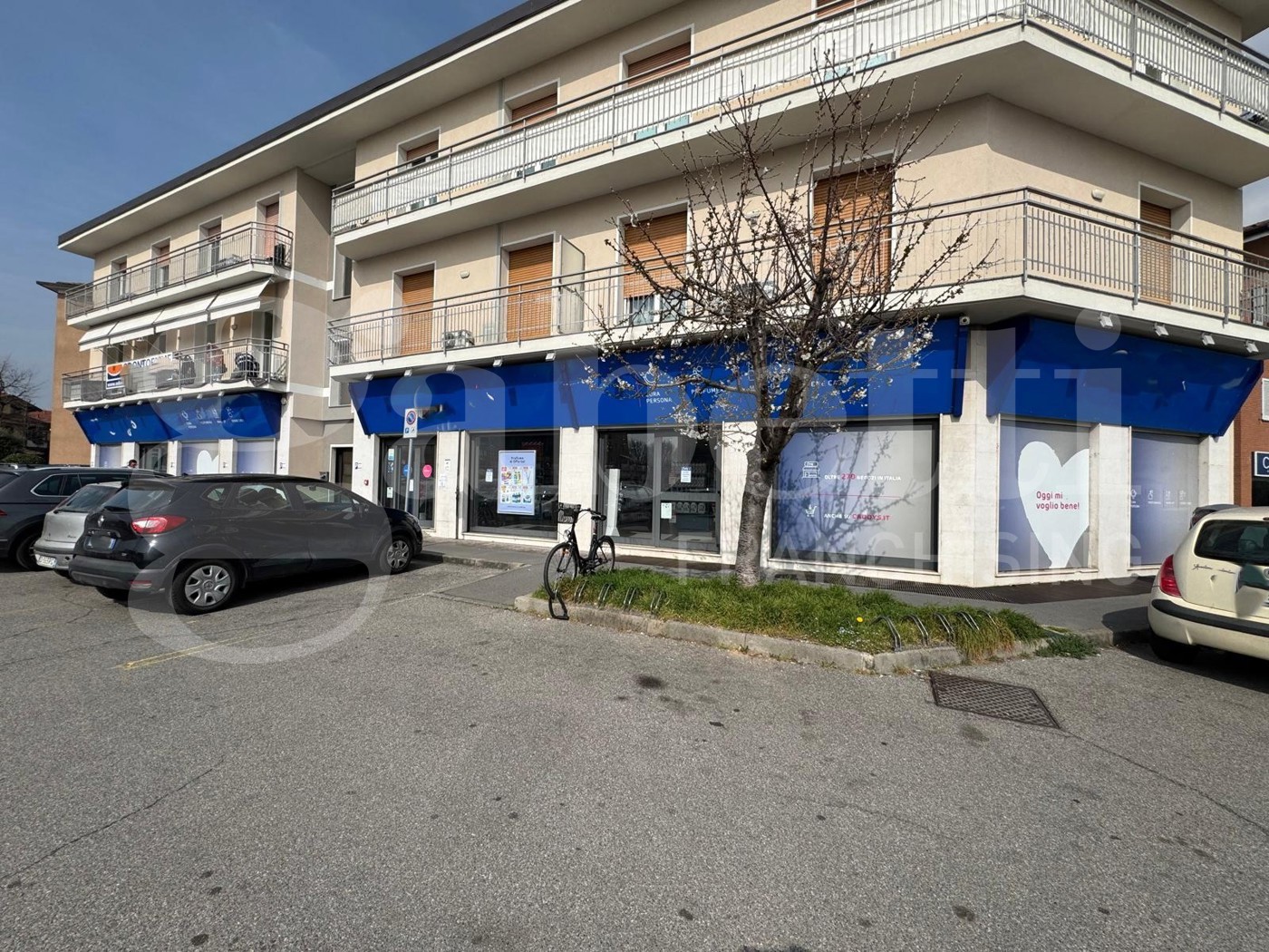 Negozio in affitto a Garbagnate Milanese