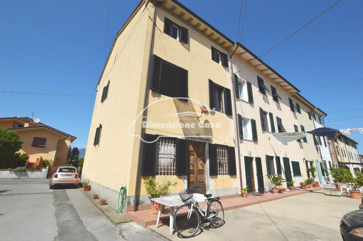 Casa indipendente in vendita, Lucca tempagnano di lunata