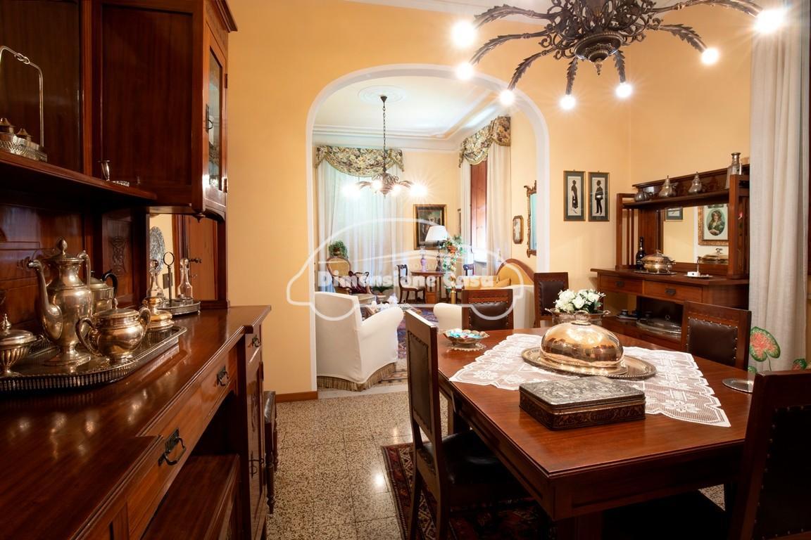 Villa con giardino, Lucca san concordio contrada
