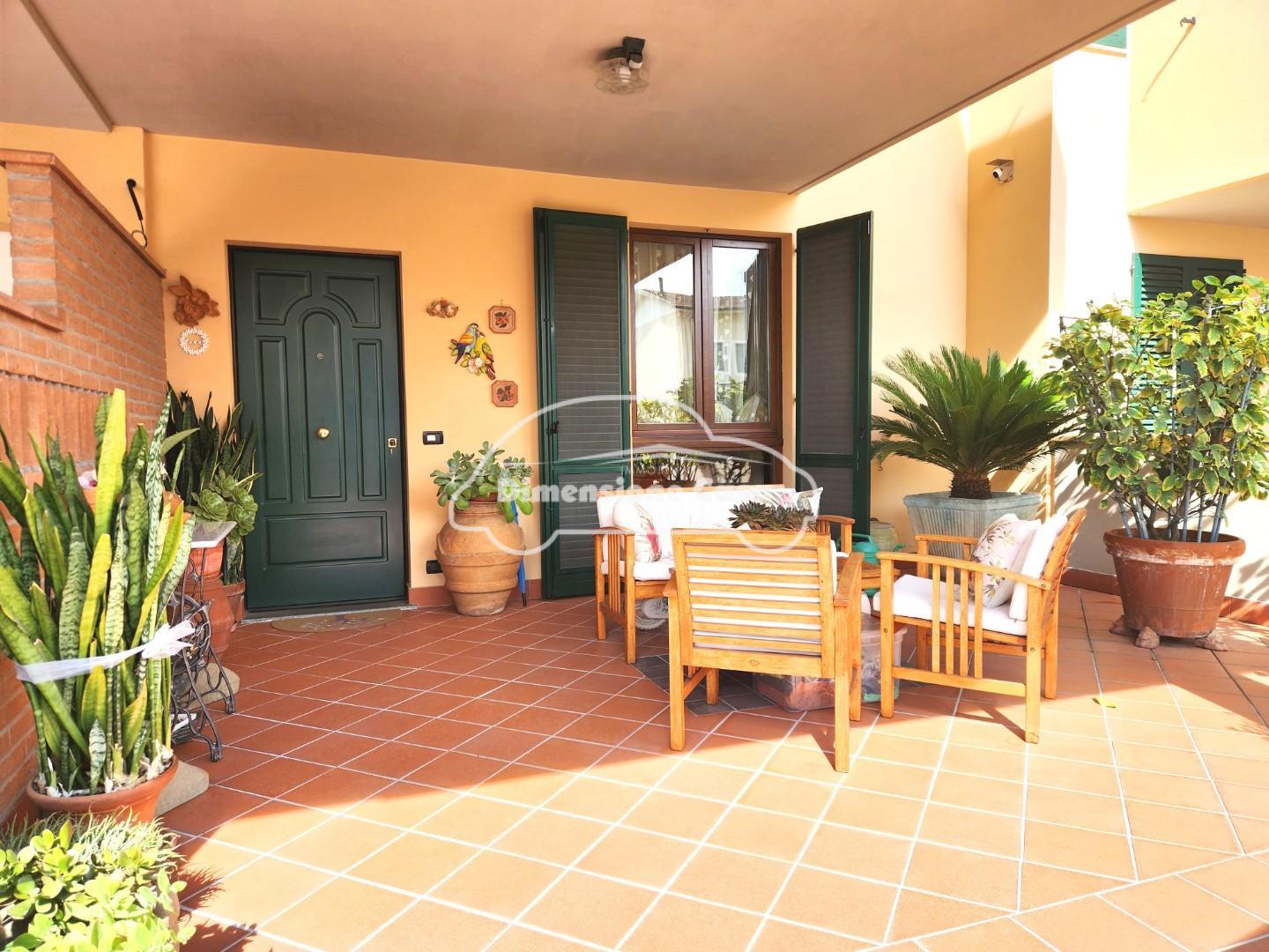 Villa con giardino a Altopascio