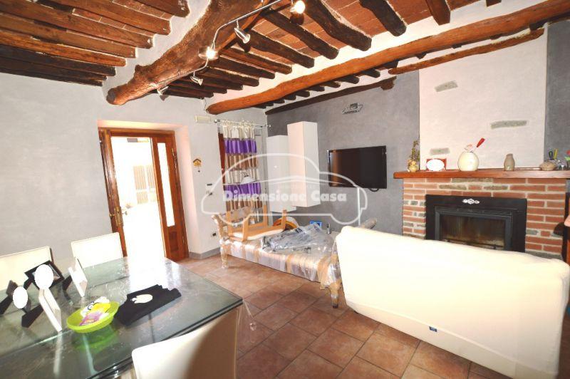 Casa indipendente arredata in affitto, Lucca san michele di moriano