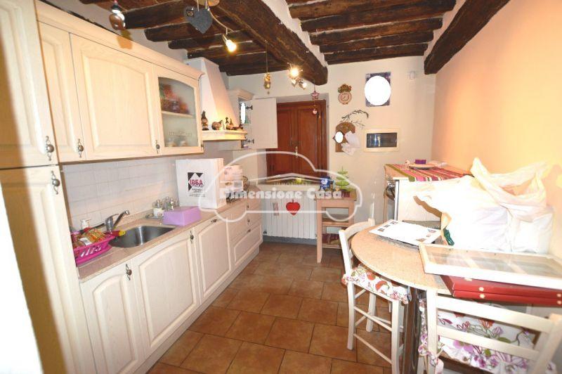 Casa indipendente arredata in affitto, Lucca san michele di moriano