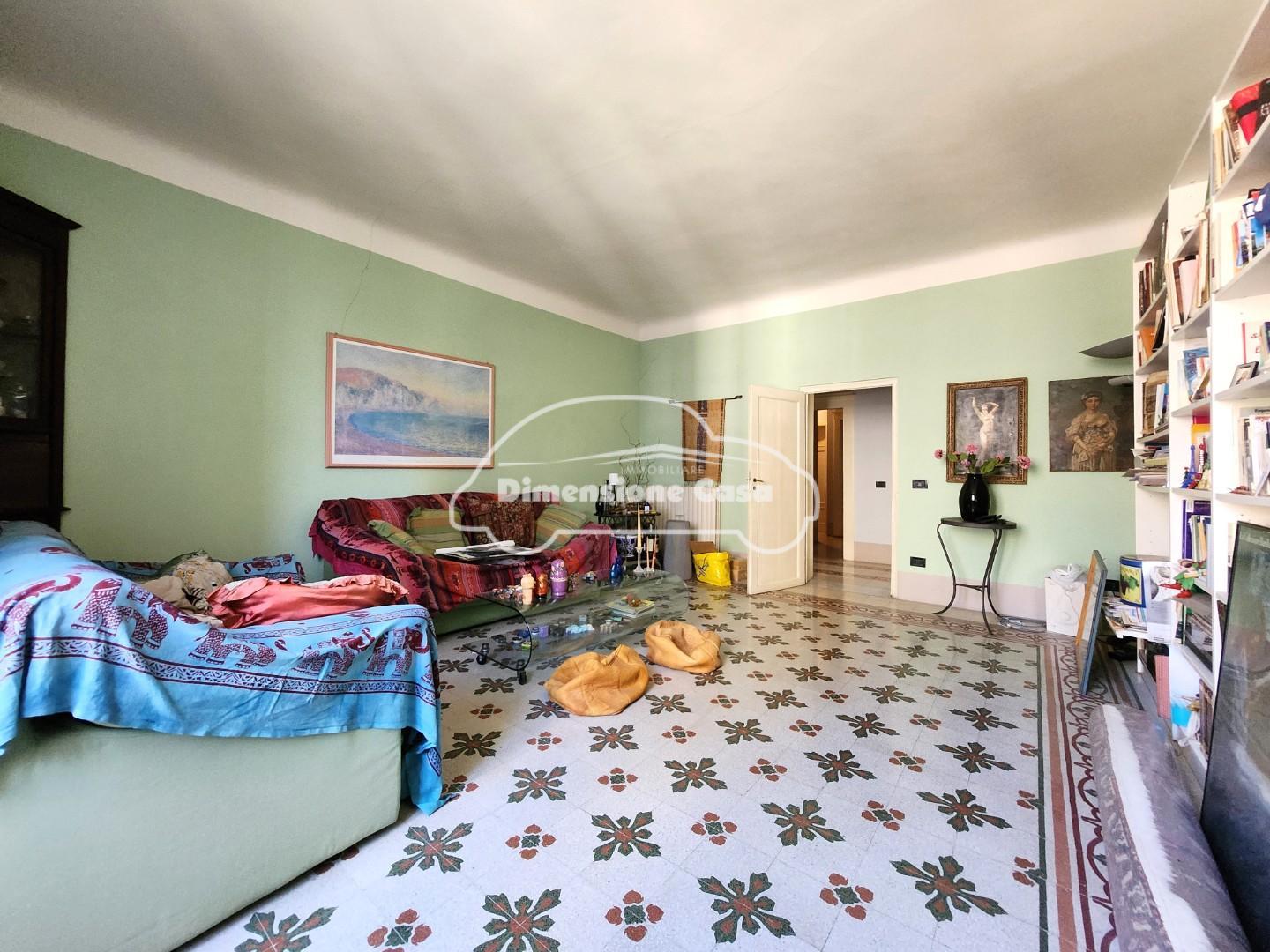 Appartamento in vendita, Lucca centro storico