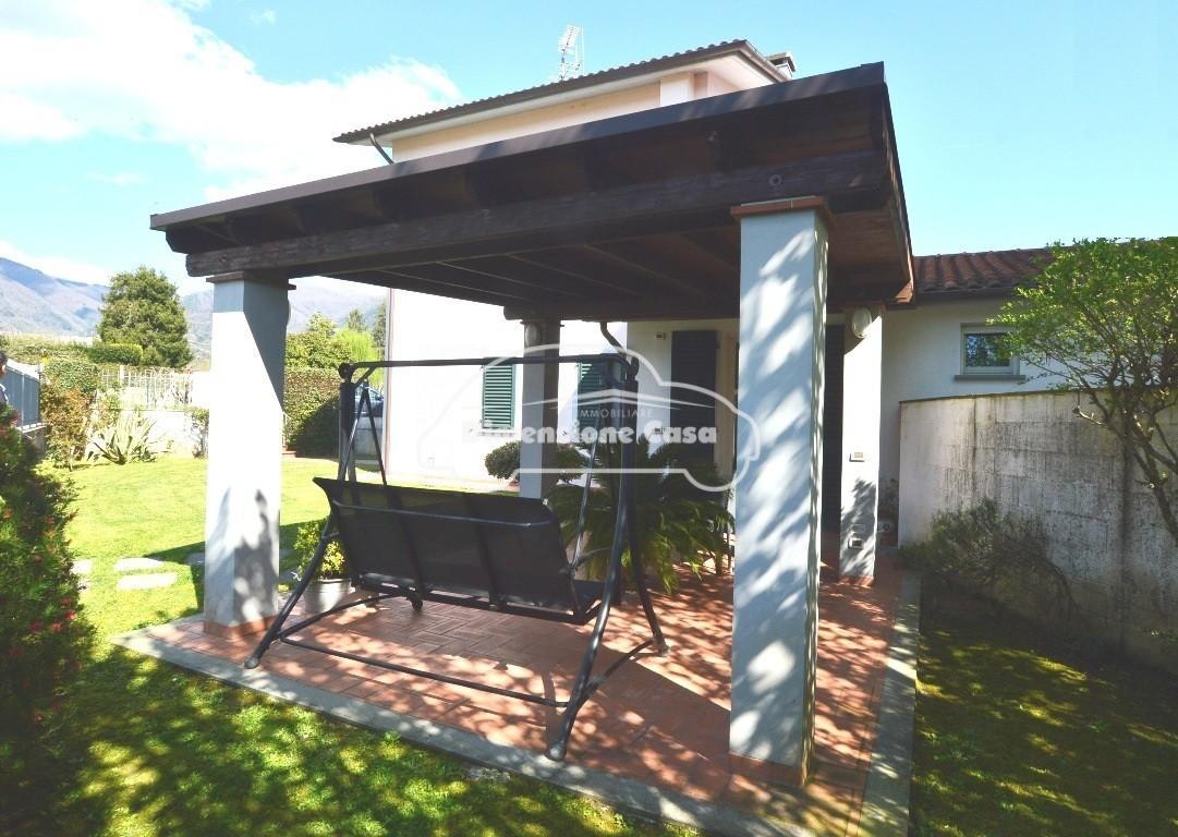 Villa con giardino, Capannori segromigno in monte