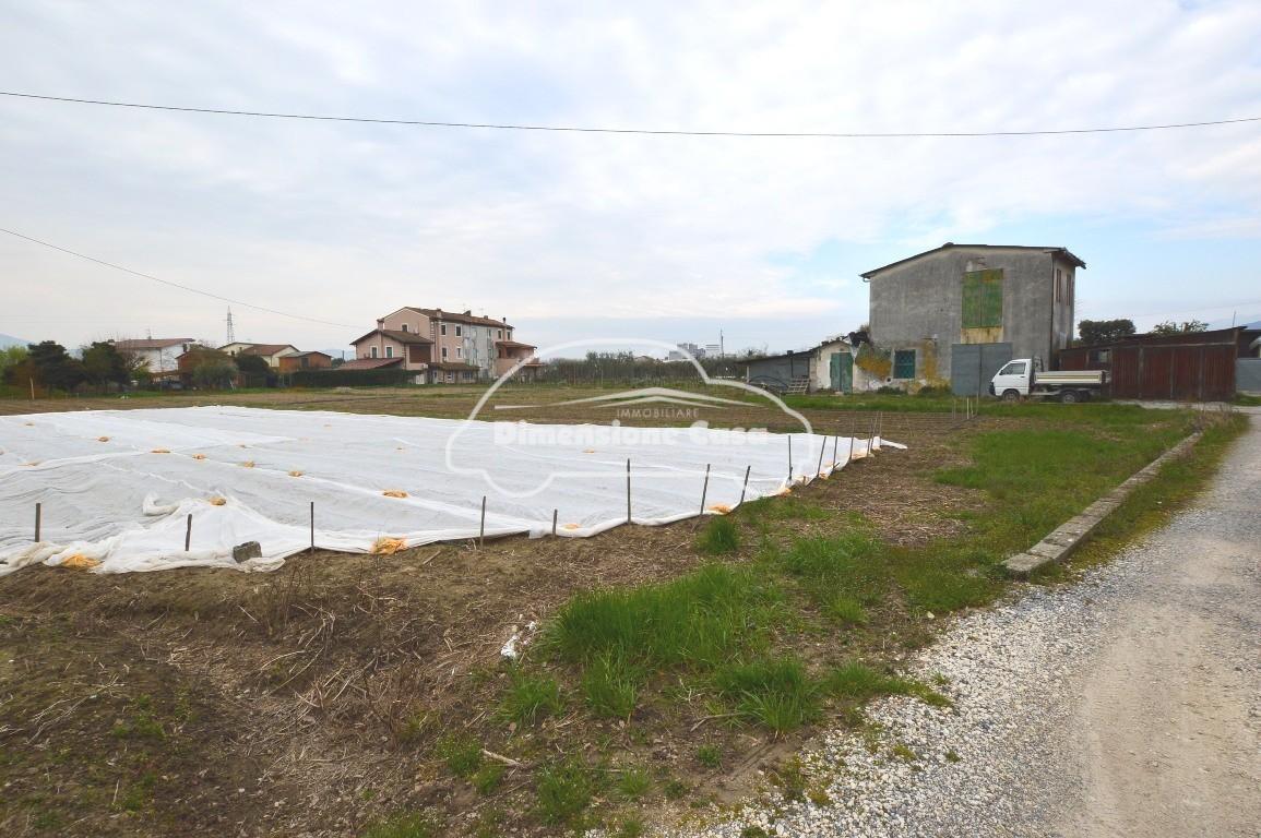 Rustico con giardino, Lucca san pietro a vico