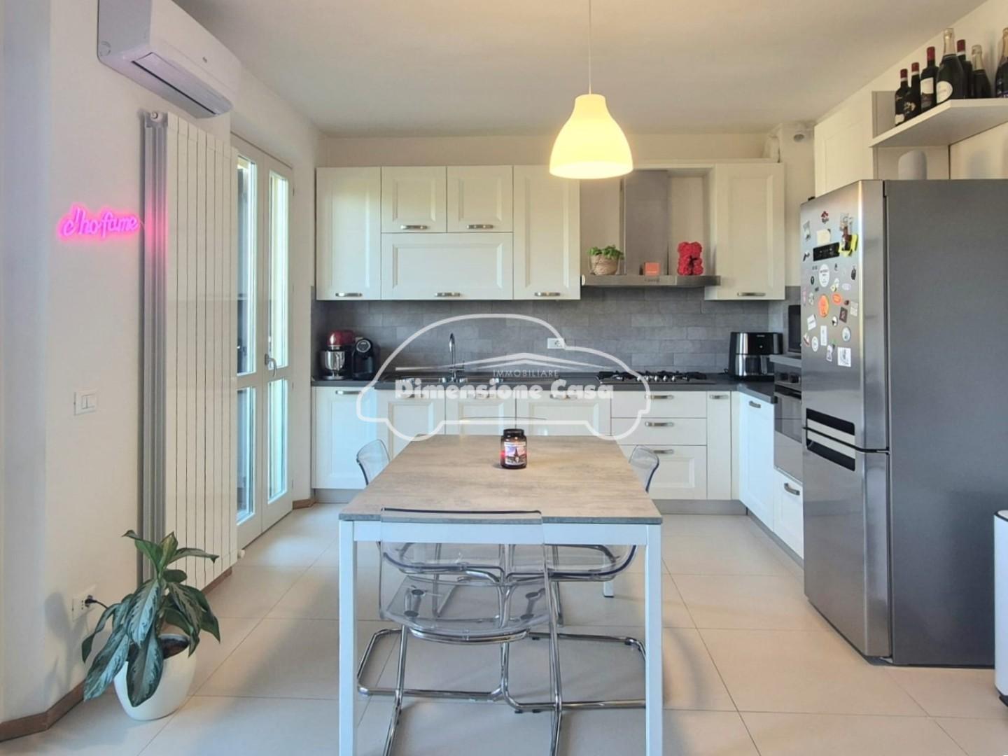 Appartamento con terrazzo, Capannori marlia