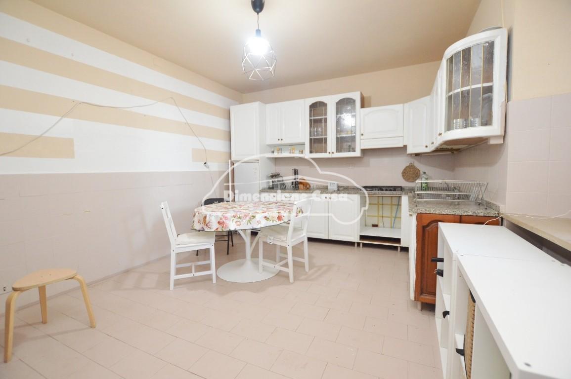 Casa indipendente con giardino, Capannori massa macinaia
