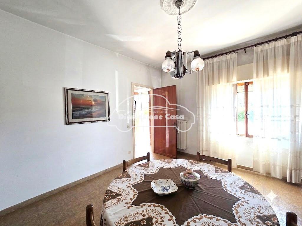 Casa indipendente da ristrutturare a Porcari
