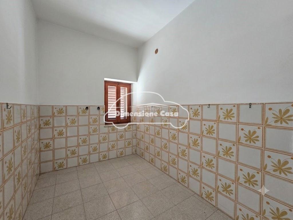 Casa indipendente da ristrutturare a Porcari
