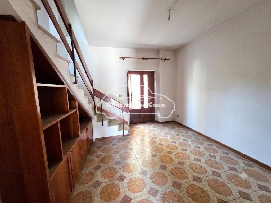 Casa indipendente da ristrutturare a Porcari