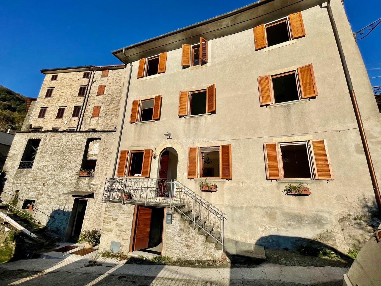 Casa indipendente in vendita in strada comunale cardoso volegno pruno, Stazzema