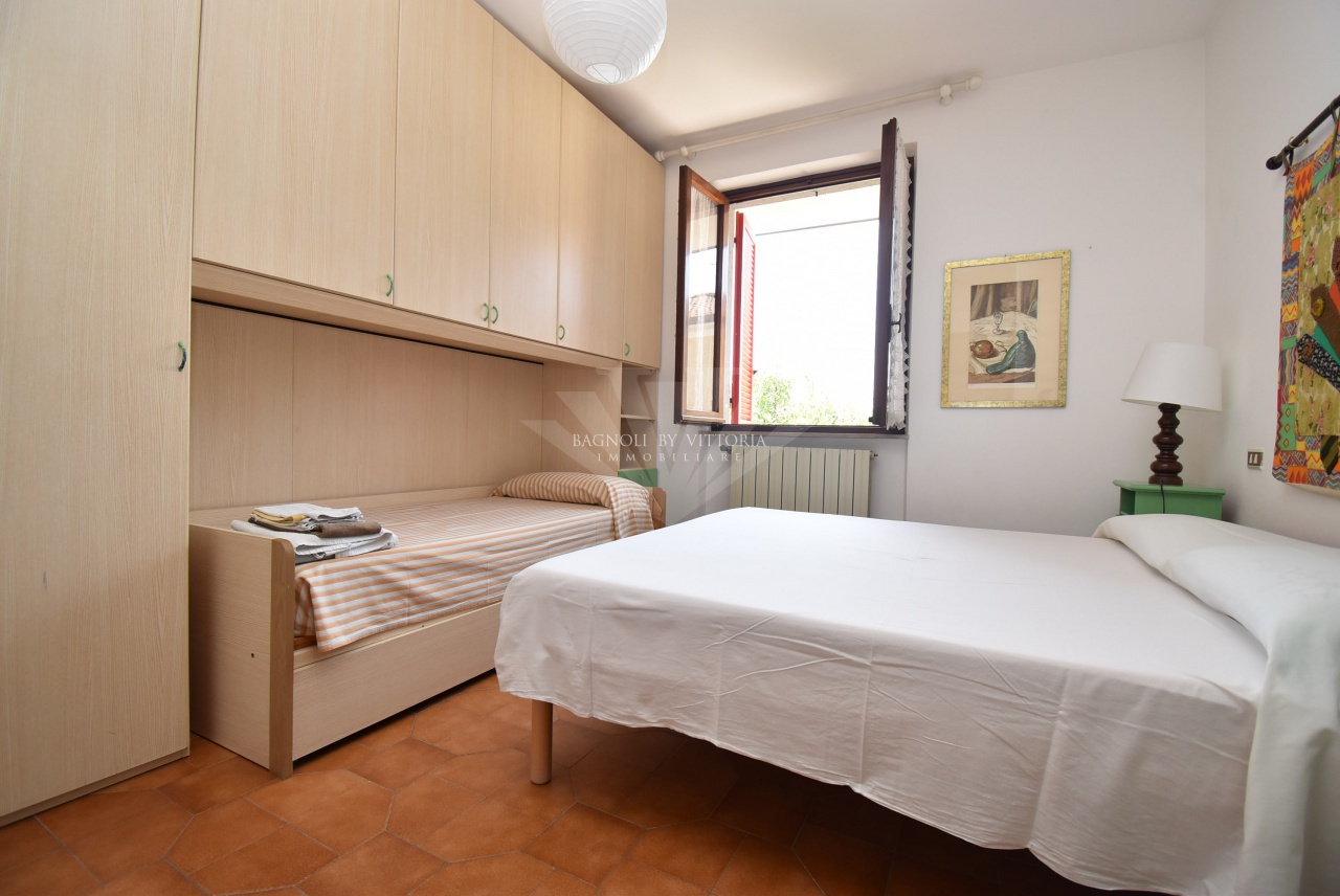 Villa con giardino a Pietrasanta