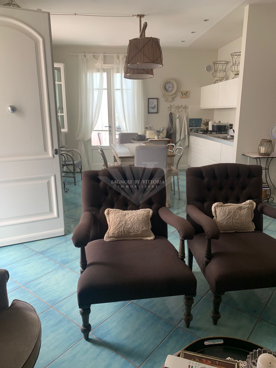 Villa con giardino a Pietrasanta