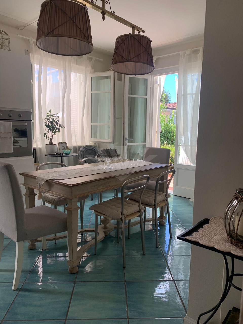 Villa con giardino a Pietrasanta