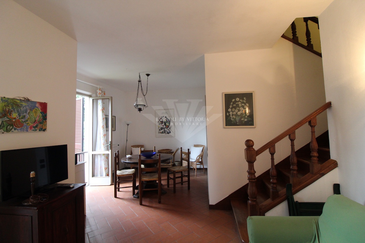 Villa arredata in affitto a Pietrasanta