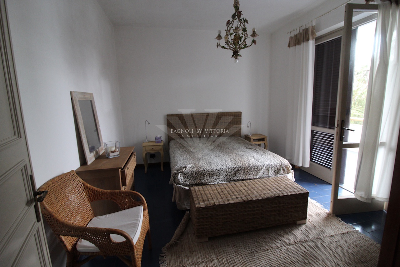 Villa arredata in affitto a Pietrasanta