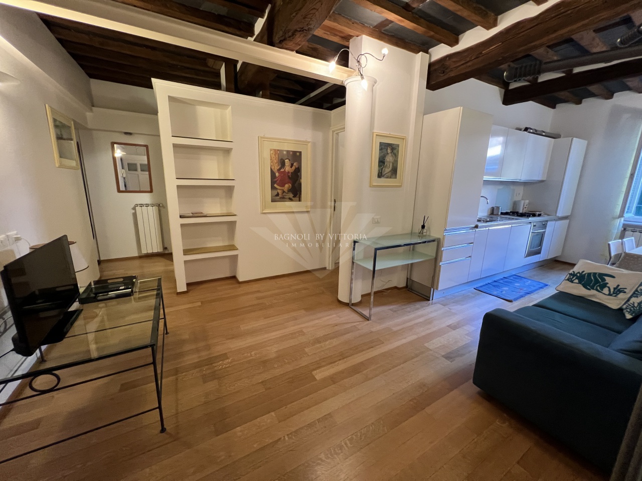 Trilocale arredato in affitto a Pietrasanta