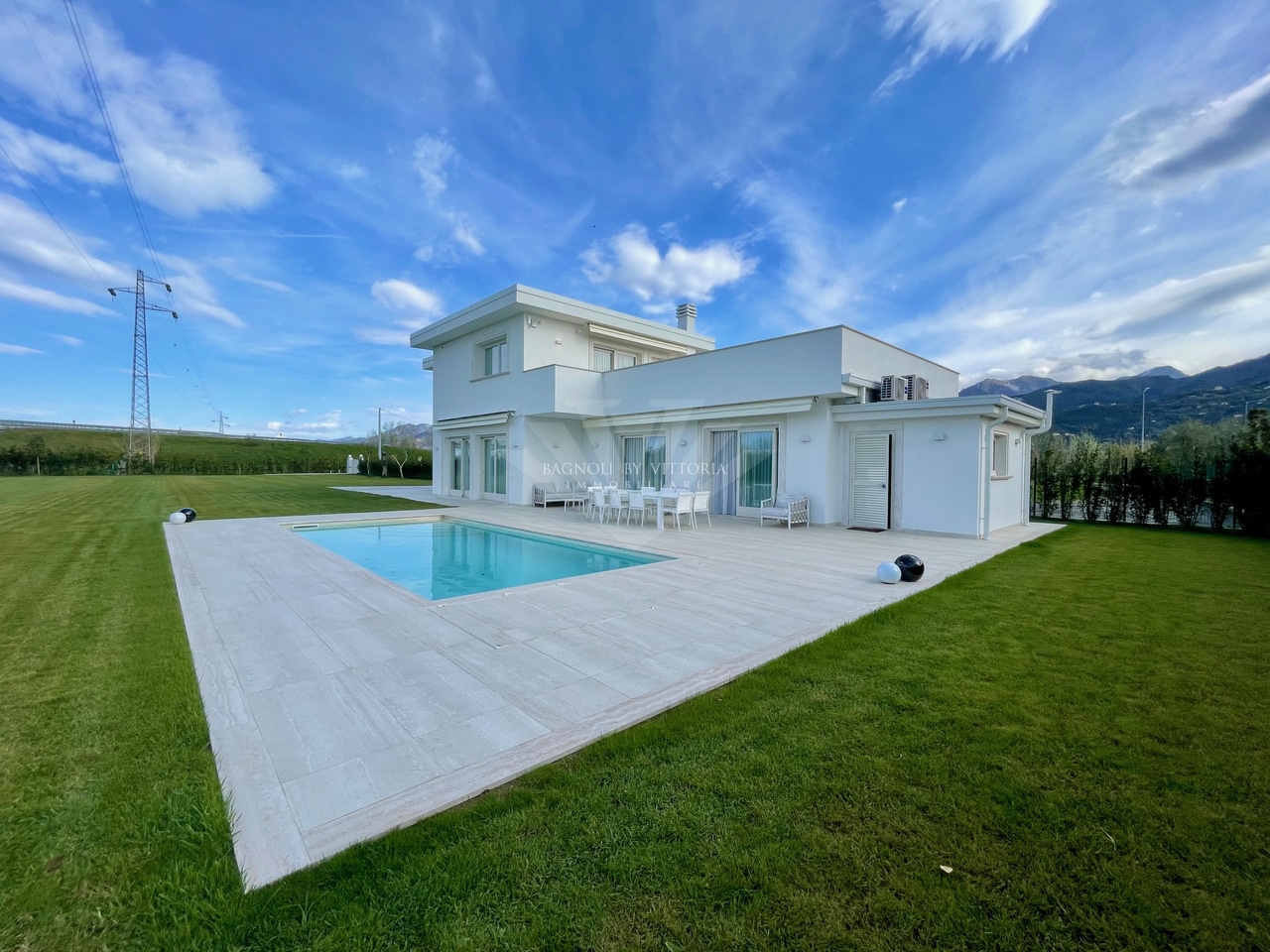 Villa in vendita a Pietrasanta