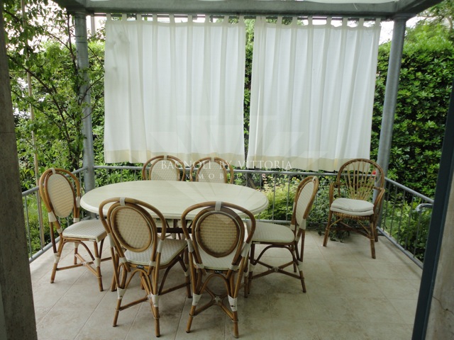 Casa indipendente arredata in affitto a Pietrasanta