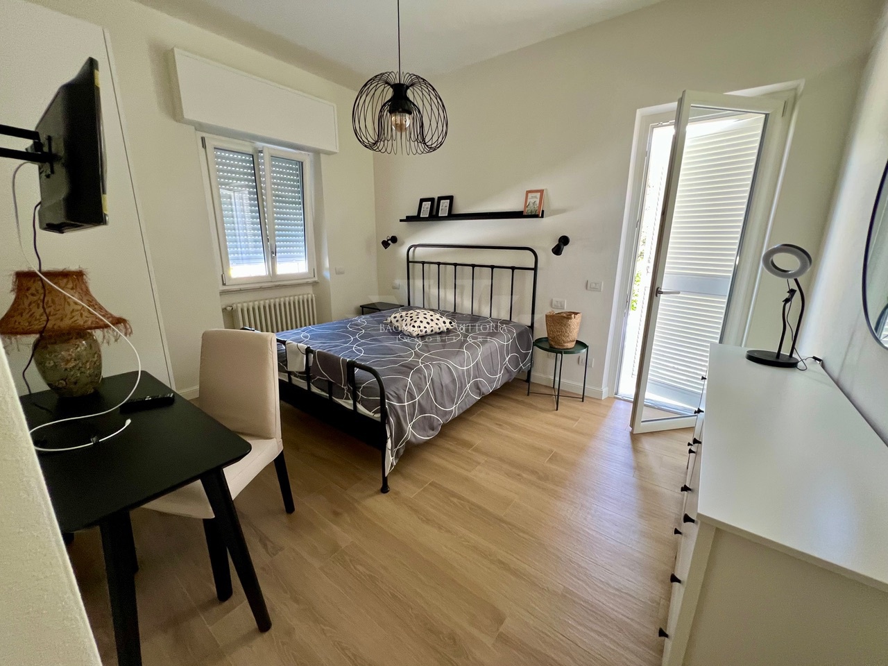 Villa arredata in affitto a Pietrasanta