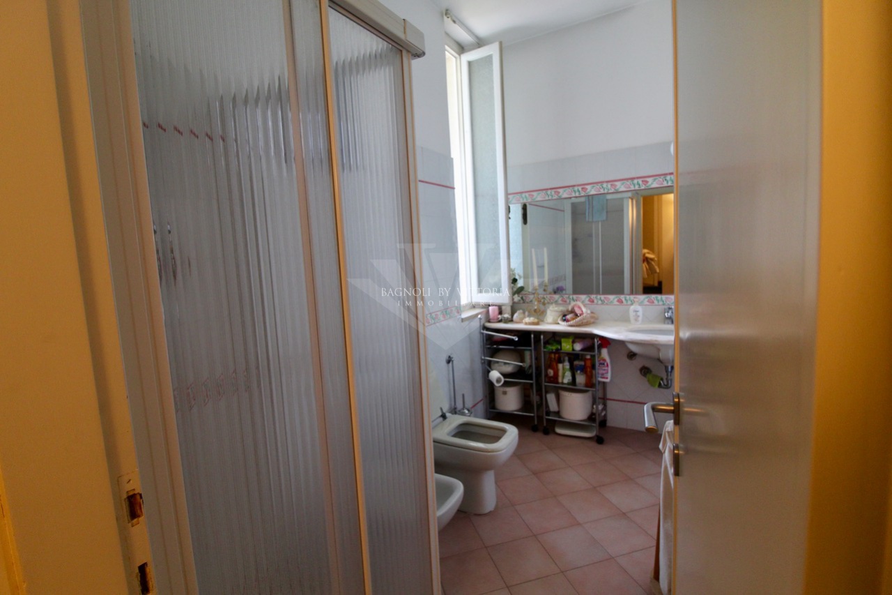 Villa arredata in affitto a Pietrasanta